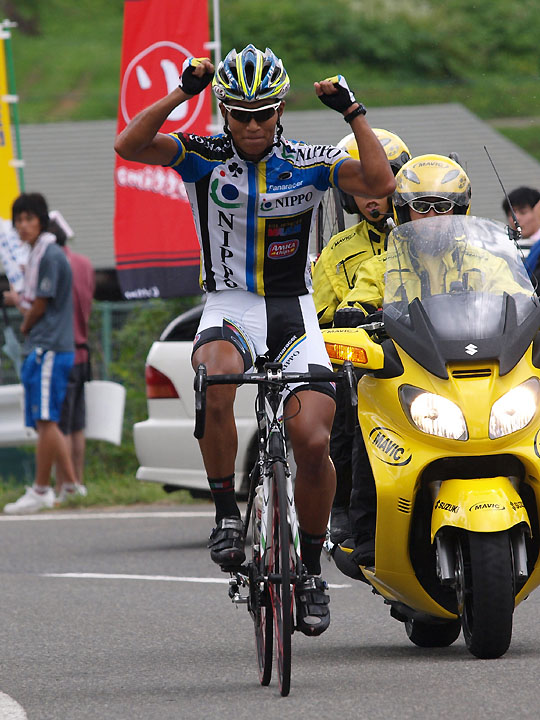 昨年に引き続いての優勝で2連覇を達成した佐野淳哉（TEAM NIPPO-COLNAGO）