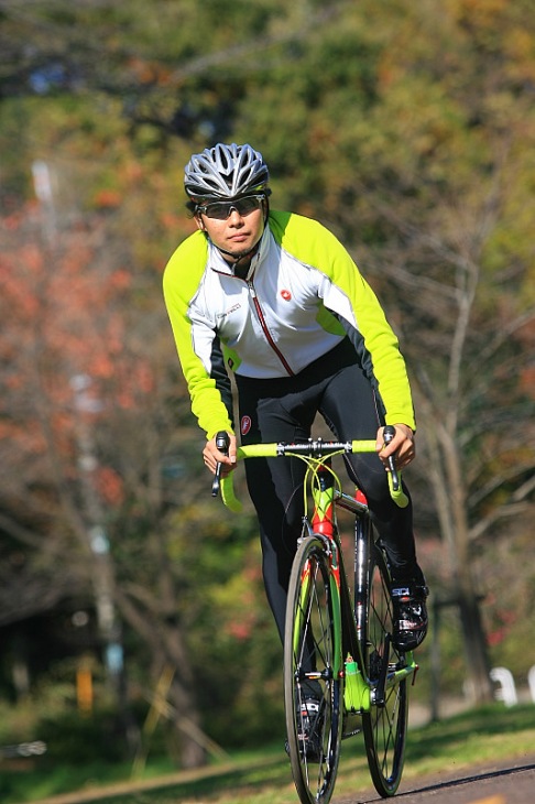 レースバイクだがあらゆる用途に使える（浅見和洋）