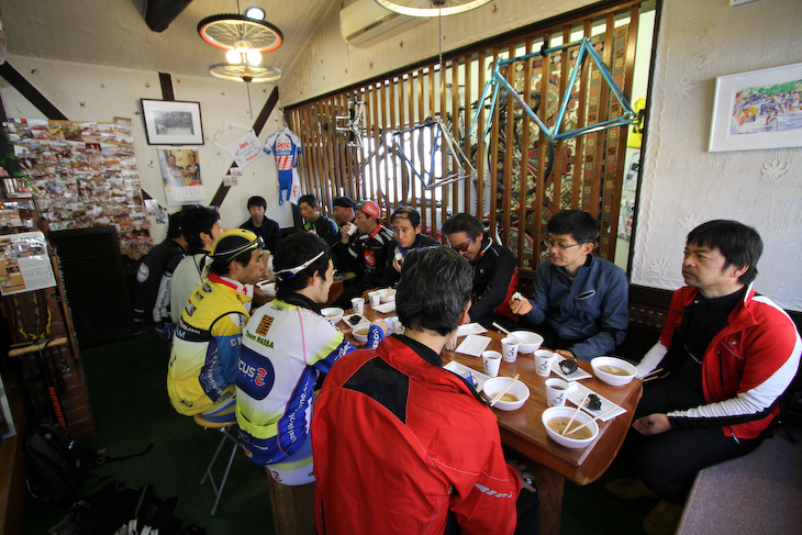 コース近くのまんま亭で昼食