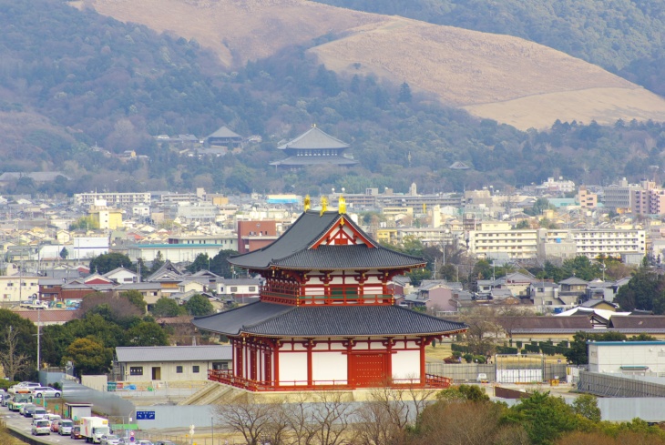 再建工事中の平城宮大極殿