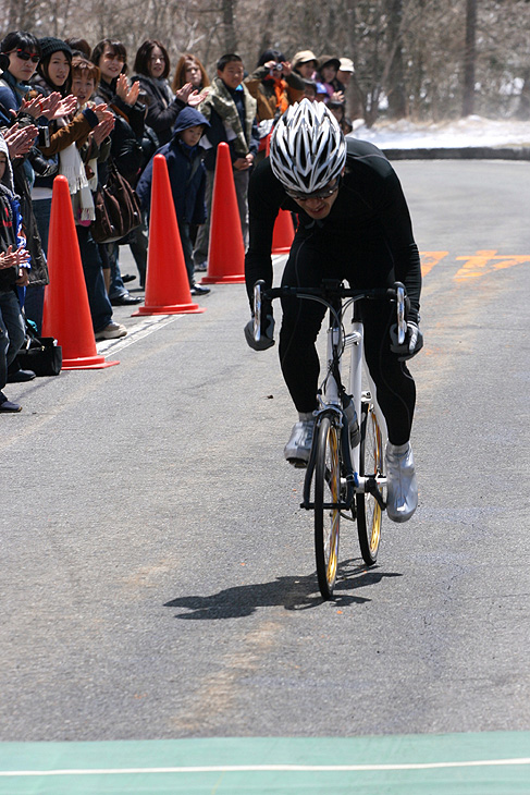 小径車で優勝したのは羽賀久雄選手