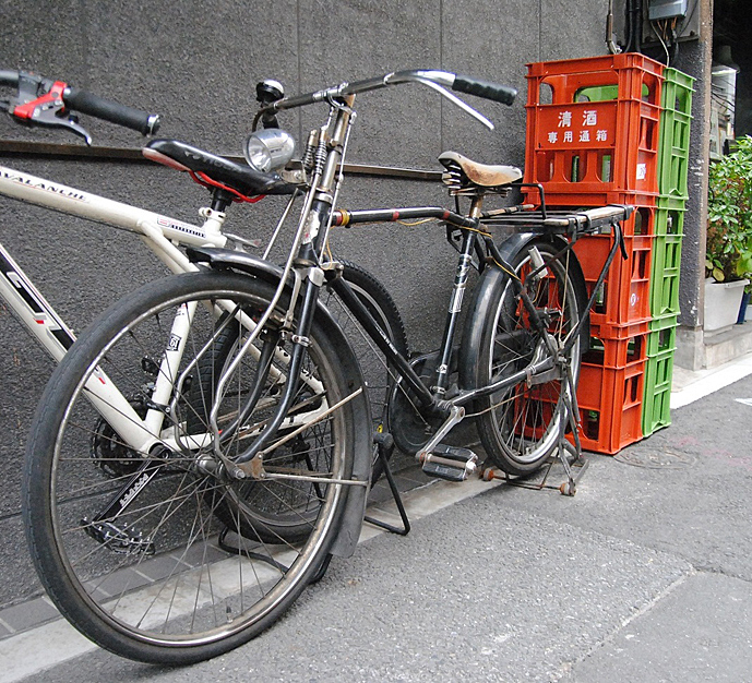 CSサイクル　現役ロッドブレーキの実用車。酒屋の配達で神田界隈を疾駆中