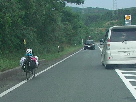 長距離向きリカンベントは視認性要注意