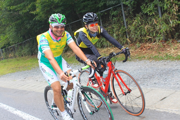 「やっぱり、女性ライダーとのサイクリングは心躍るね～。」 