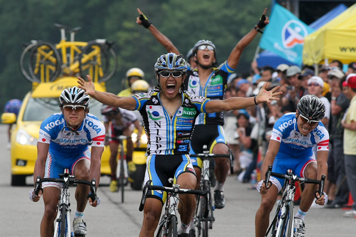 ニッポ最強の瞬間。10年全日本選手権で宮澤崇史が優勝、最強アシストの佐野淳哉は4位