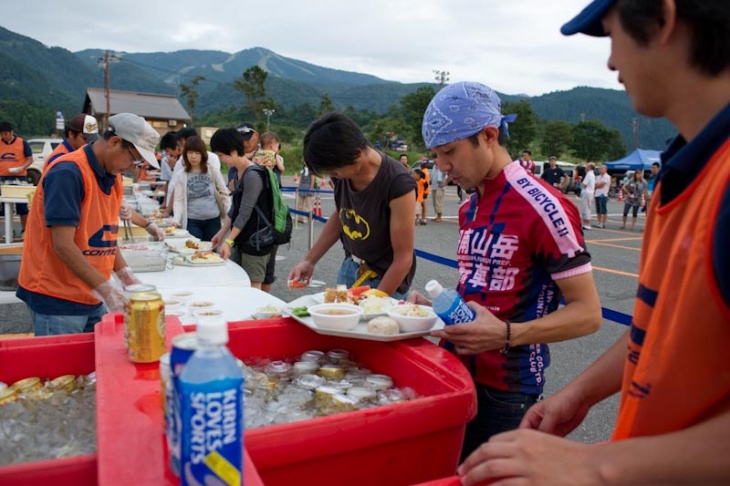 これからイブニングパーティ