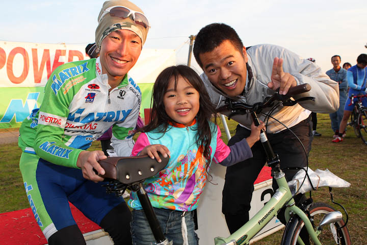 抽選会の賞品は自転車！