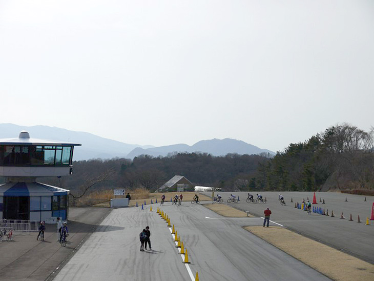 広大なサーキットを体感する絶好の機会だ