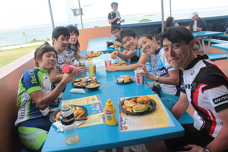 走りきってジェフズ・パイレーツ・コーブでランチ　最高です！