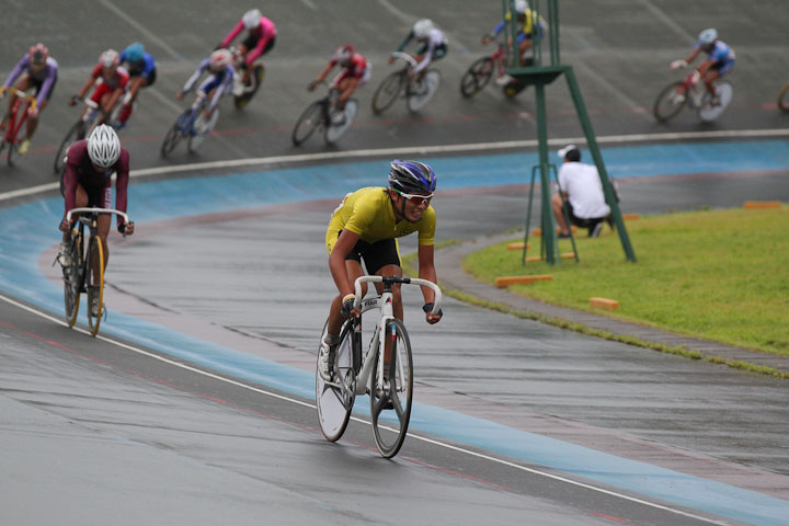 男子ポイントレース決勝　逃げた榊原健一(中京大) が優勝