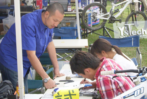 バイクデモはリアル店舗を持つ、ワイズロード主催のイベント