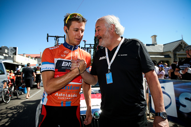 マルティン・コーラー（スイス、BMCレーシングチーム）とチームオーナーのアンディ・リース氏