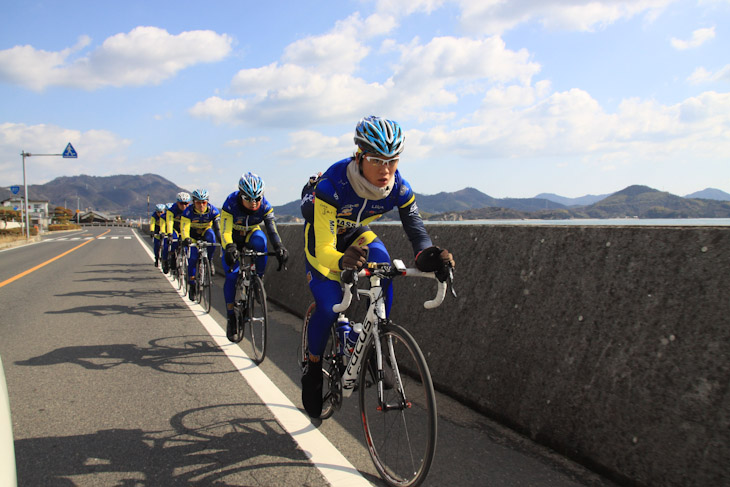 広島県尾道市でトレーニングキャンプを行なったチームマッサ・アンデックス