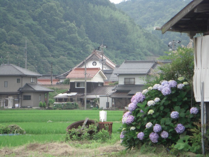 のどかな横田周辺のまちの風景