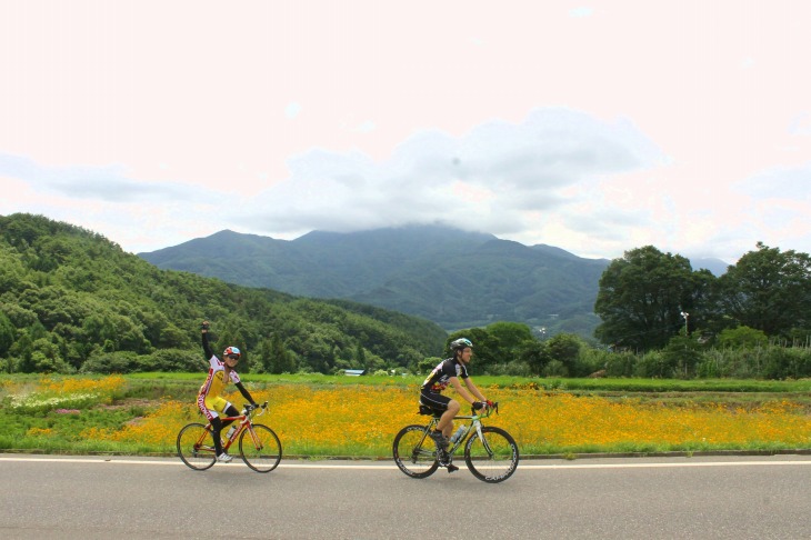 中盤からは景色の良い山岳コースが続く