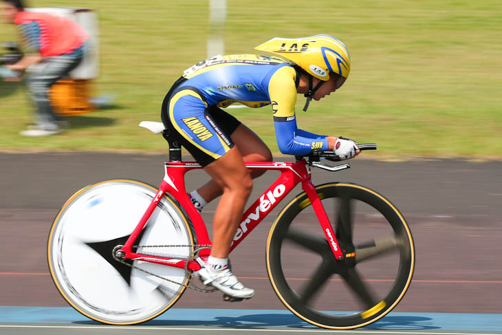 女子3kmインディヴィデュアル・パーシュート　1位　上野みなみ（鹿屋体育大）3分53秒754