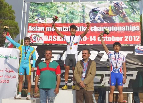 2012MTBアジア選手権 男子ジュニア1位の前田公平