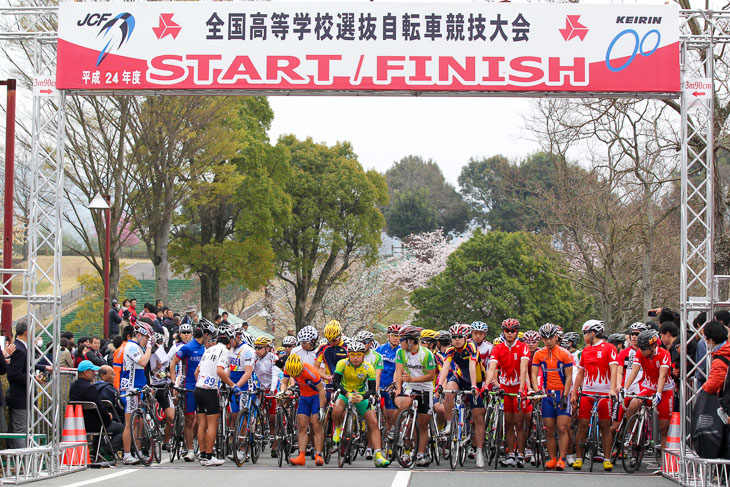 男子　シード選手たちが前に