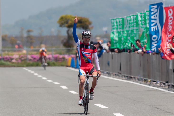 エリート　伊藤翔吾（JPスポーツテストチーム・マッサ・アンデックス）が優勝