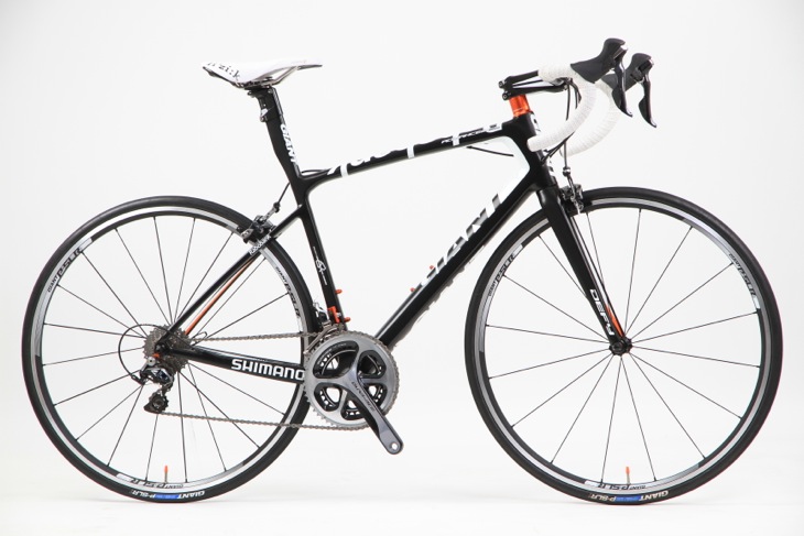 ジャイアント DEFY ADVANCED SL RABOBANK