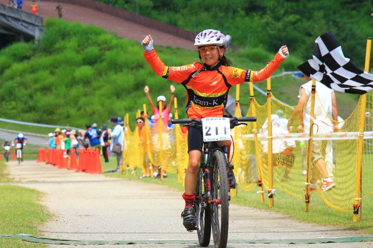 小学校5年生女子　小林茉琴が優勝