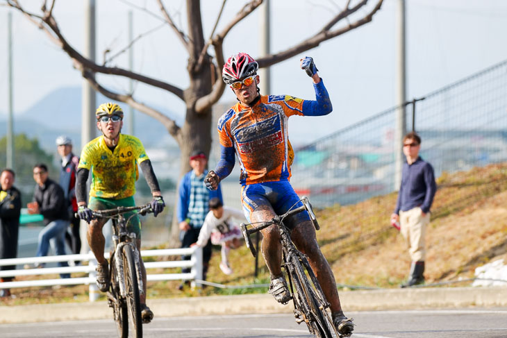 C2は真砂英作と竹本隼が競り合い真砂が優勝