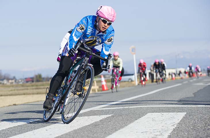 女子は最終戦で優勝した梶原悠未（筑波大学付属坂戸高等学校）が総合でも優勝