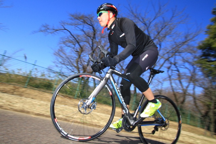 「グランフォンドなどのロングライドに向いている。グラベルロードにも」澤村健太郎（Nicole EuroCycle 駒沢）