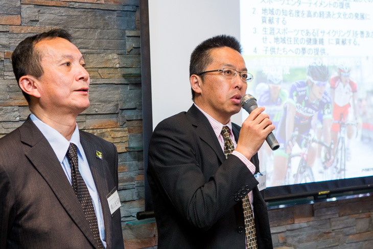 横山光太郎GM（左）と小島裕樹監督（右）