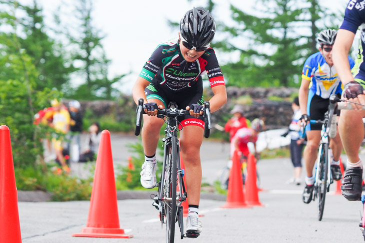 富士山ヒルクライム2014で優勝した針谷（Live GARDEN BICI STELLE）。熊野でも再び総合優勝に輝いている