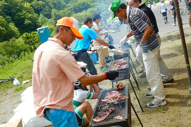 こんな感じでひたすら焼き続けてくれていました。