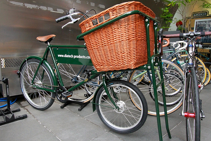 Pashleyのカーゴバイク。ショップの看板アイテムとしてのオーダーも多いそう