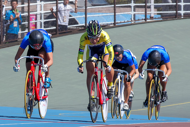 女子ケイリン決勝2組　塚越さくら（鹿屋体育大院）が優勝