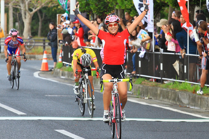 市民レディース 松井優佳（大阪府自転車競技連盟）が勝利