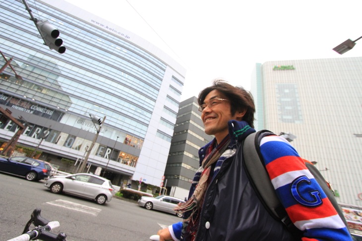 都内をいく宮澤崇史。次のシーズンに向かわなくていい時間を楽しんでいる
