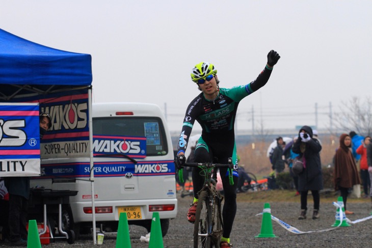 C2は圧倒的な力を見せつけた藤田 拓海（SNEL CYCLOCROSS TEAM）が優勝