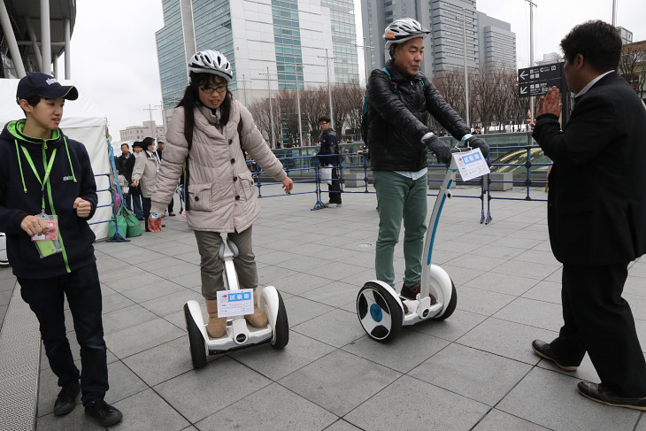 自転車にとどまらない変わり種的な乗り物の試乗も