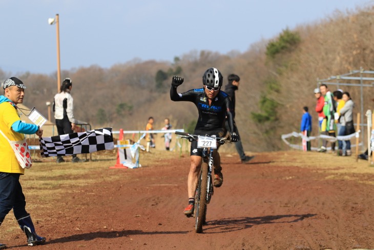 チャレンジ男子は岩波 信二（CROSS信州）が優勝