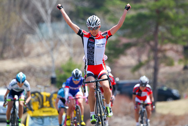 F　吉川美穂（ASAHI MUUR ZERO）が優勝