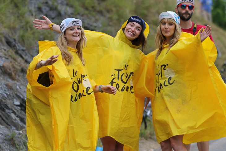 レース後半になってラ・トゥッスイールに登る頃より雨が降りだした