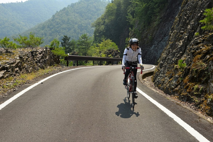 自転車が走りやすい環境が美山にはあるという