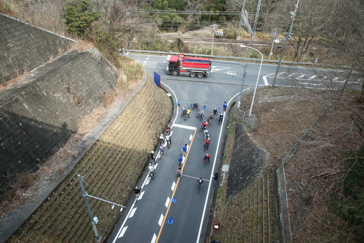 スタート地点は国道165号線の交差点