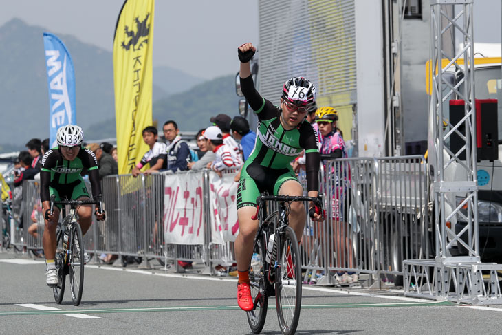 スポーツ　塩崎隼秀（松山城南高校）が優勝