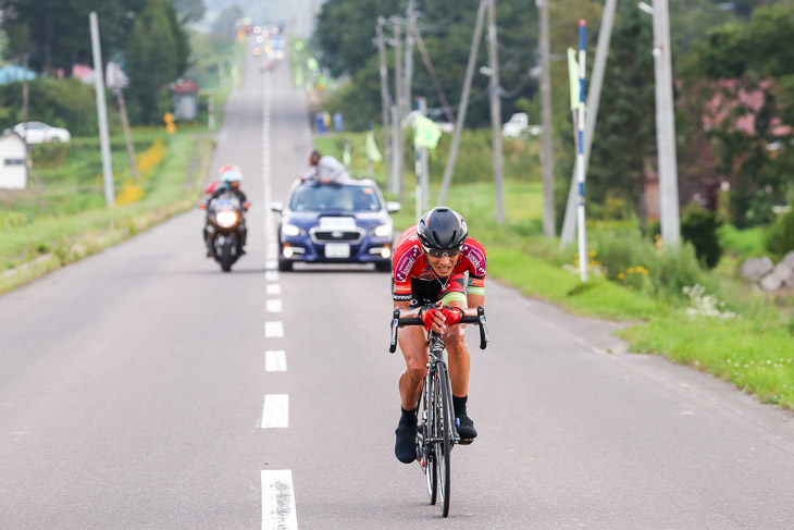 ツール・ド・北海道第2ステージ　ラスト3km、追走集団を背にフィニッシュ地点を目指す増田成幸（宇都宮ブリッツェン）