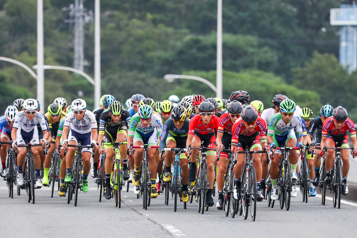 宇都宮ブリッツェン始め地域密着型チームが増えている昨今のロードレース界