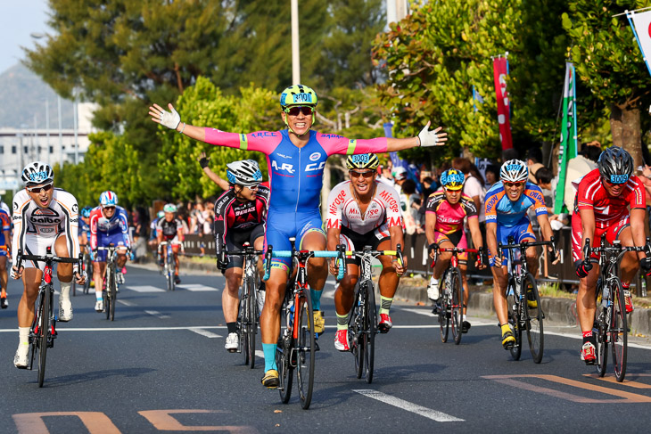 市民50kmフォーティー　白鳥興寛（ARCCレーシングチーム）が優勝