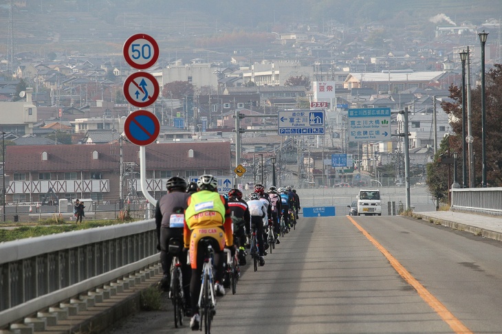 道の駅富士川を通り過ぎ、最後の山岳ポイントへ向かう