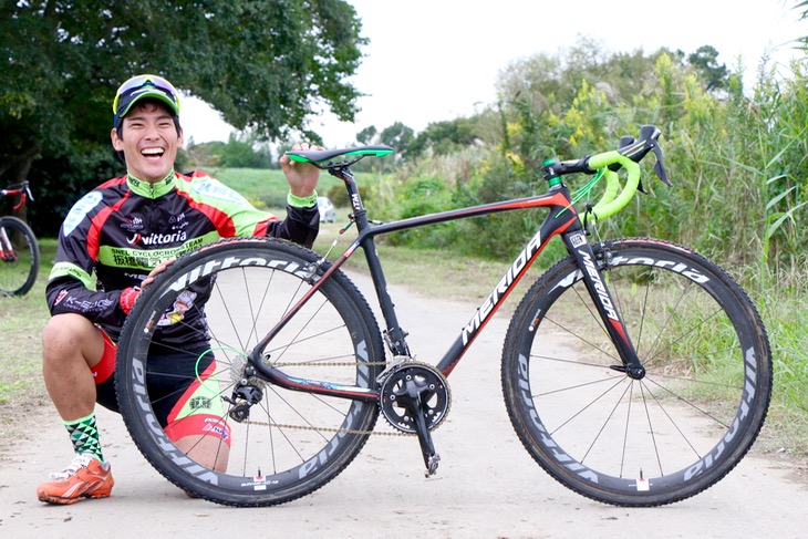 中村龍太郎（SNEL CYCLOCROSS TEAM）のメリダ CYCLO CROSS