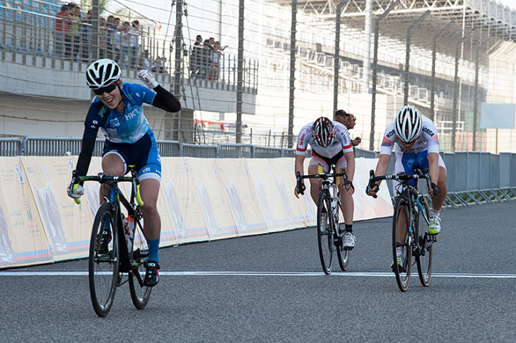 女子エリート　ヤン・チェンユ（香港）が勝利、吉川美穂（Live GARDEN BICI STELLE）が3位に