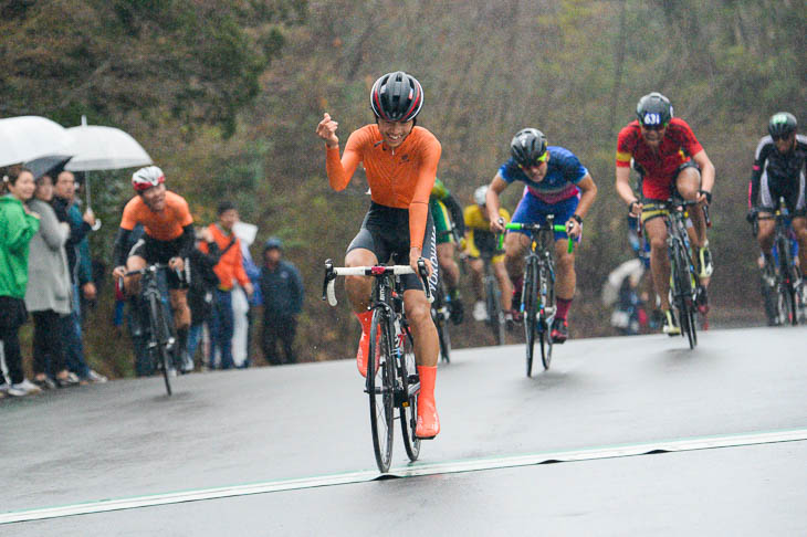 A-J2組　登りで仕掛けた香山飛龍（横浜高校）が優勝